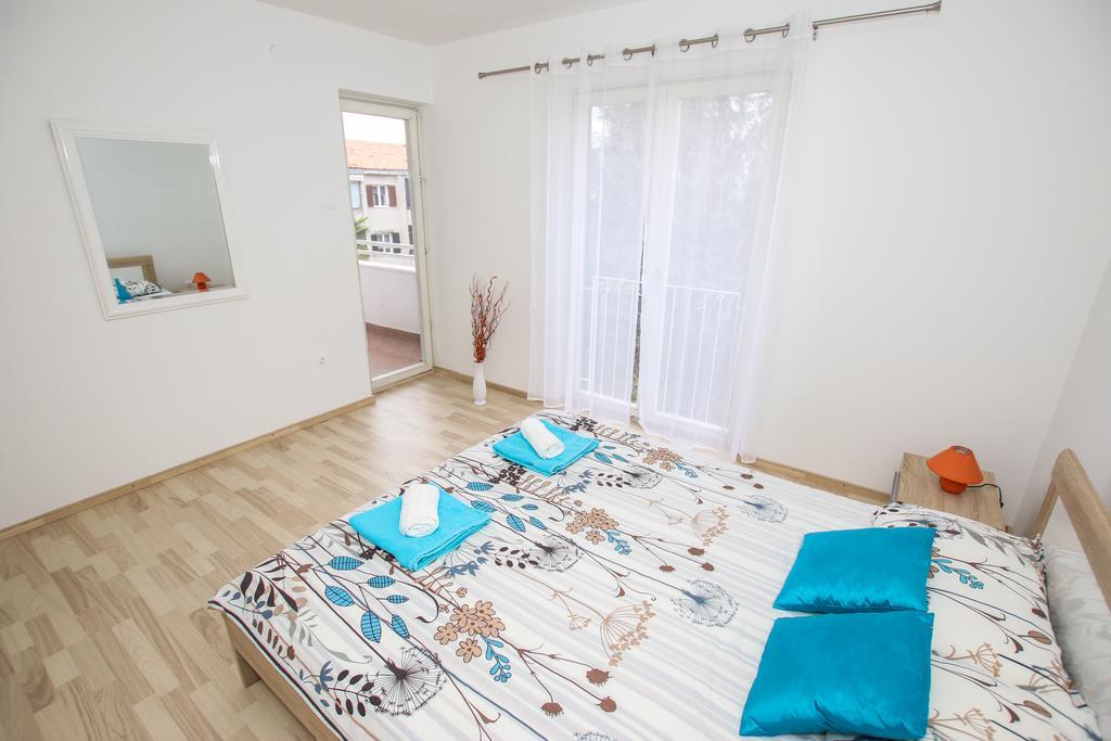 Apartment Bojan ポレッチ エクステリア 写真